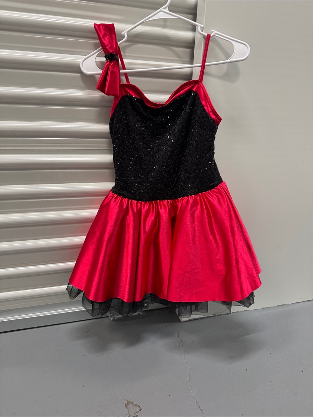 Girls Black & Red Sequin Costume or Party Dress Halloween Like NEW Size L